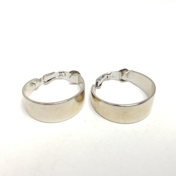 Vintage Wide Hoop Clip On Earrings, Classic Polished Metal Design, Retro Estate - Picture 5 of 6